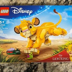 Lego Disney The Lion King Simba Cub Buildable Toy - Yellow